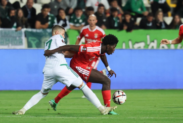 Omonia FC vs Benfica (02:00 – 23/10)